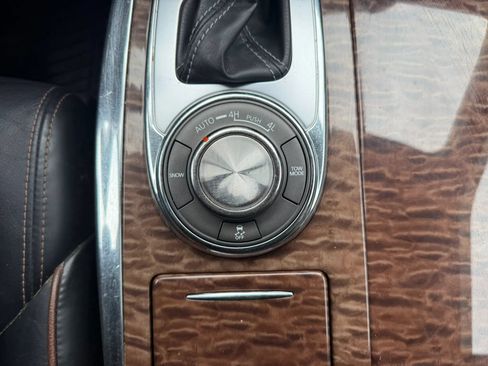 Used 2020 Nissan Armada SL w/ Premium Package AWD/4WD image 22