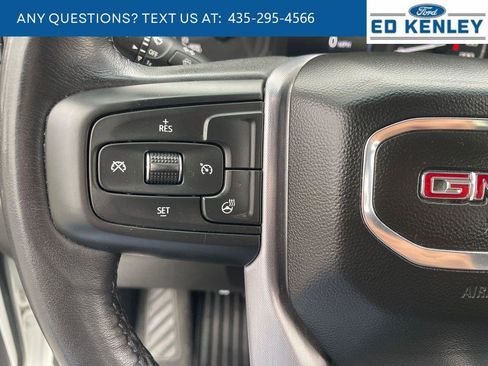 Used 2022 GMC Sierra 1500 Elevation image 17
