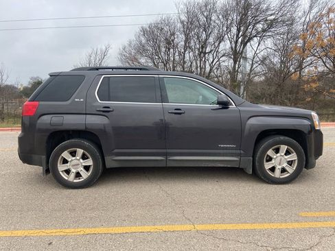 Used 2013 GMC Terrain SLE w/ Convenience Package image 4
