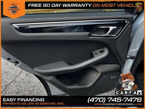 Used 2017 Porsche Macan image 17