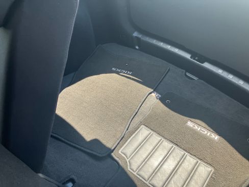 Used 2024 Nissan Kicks S FWD image 28