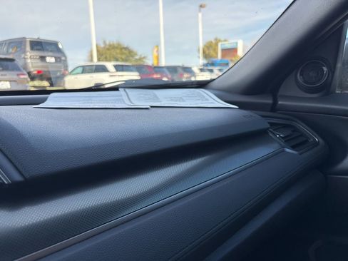 Used 2018 Honda Civic EX image 34