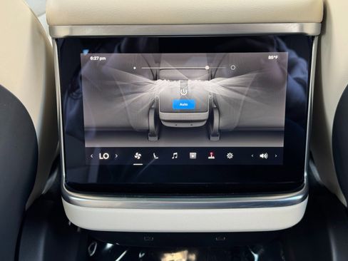 Used 2021 Tesla Model S Long Range AWD/4WD image 33