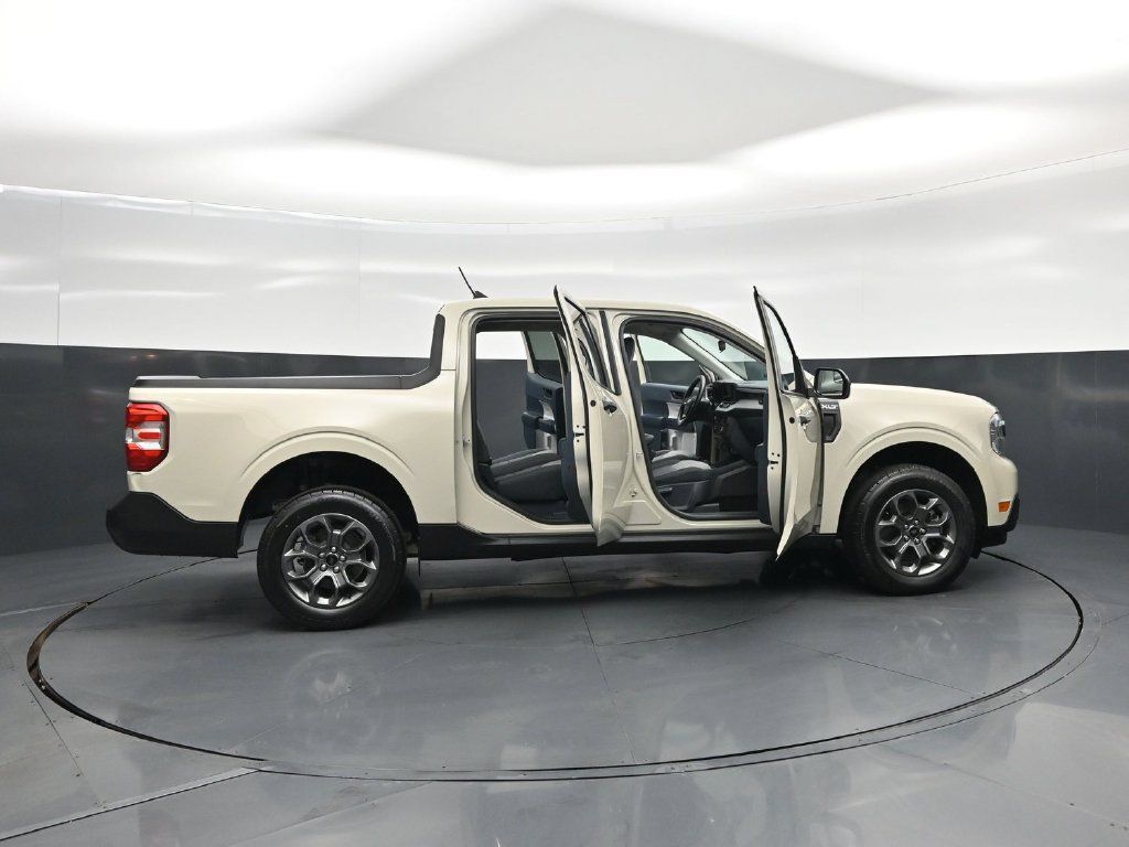 Certified 2024 Ford Maverick XLT w/ XLT Luxury Package FWD image 4