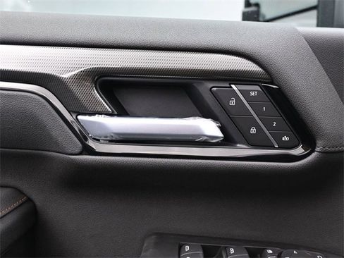 New 2026 GMC Sierra 2500 AT4 w/ AT4 Premium Plus Package image 10