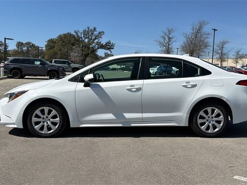 Certified 2024 Toyota Corolla LE image 10