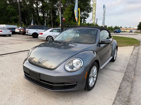 Used 2013 Volkswagen Beetle TDI FWD image 2