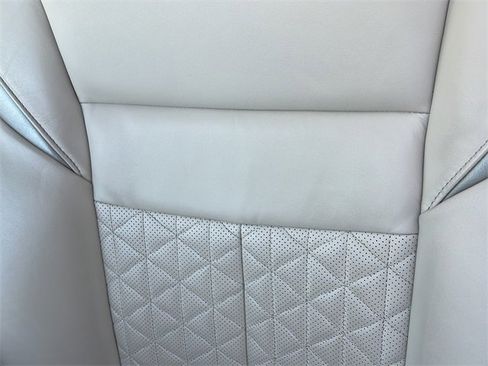 Used 2024 Nissan Murano Platinum w/ Cargo Package image 35