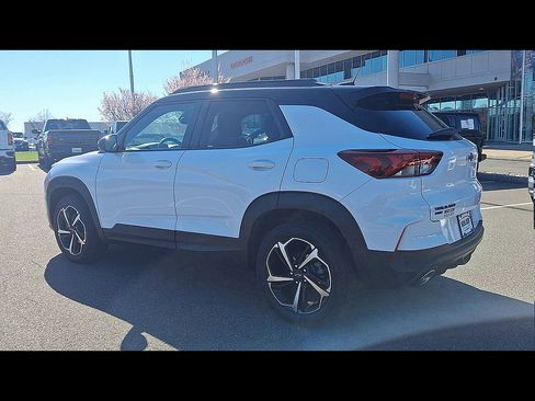 Used 2021 Chevrolet TrailBlazer RS w/ Convenience Package AWD/4WD image 6