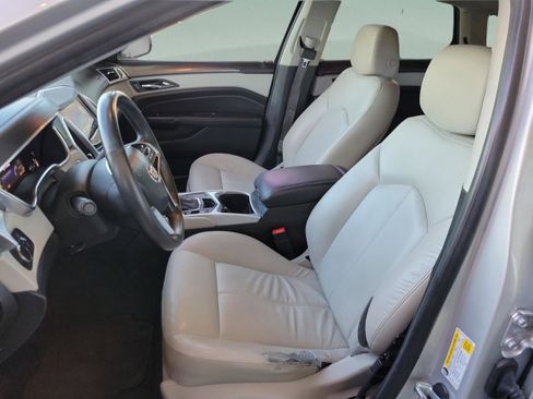 Used 2015 Cadillac SRX FWD image 13