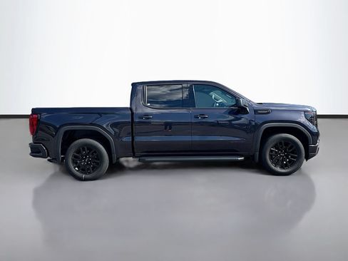 Used 2022 GMC Sierra 1500 Elevation AWD/4WD image 2