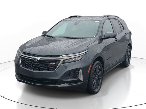 Certified 2023 Chevrolet Equinox RS image 2