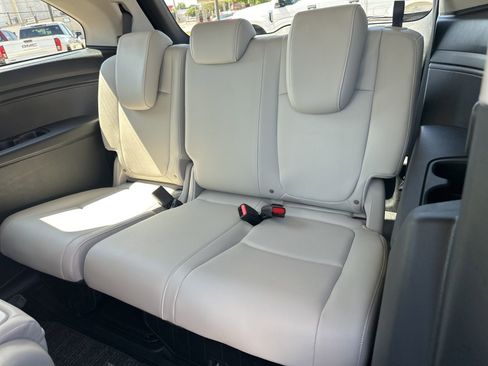 Used 2026 Honda Odyssey EX-L image 17