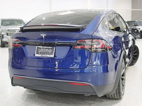 Used 2023 Tesla Model X image 13