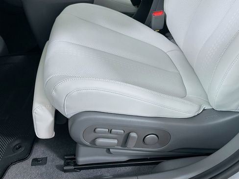 New 2026 Hyundai Ioniq 5 Limited RWD image 21