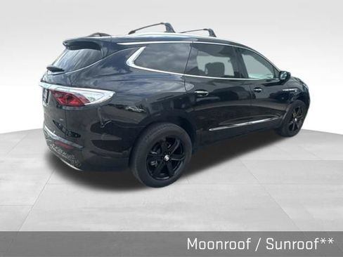 Used 2024 Buick Enclave Essence w/ Experience Buick Package FWD image 6