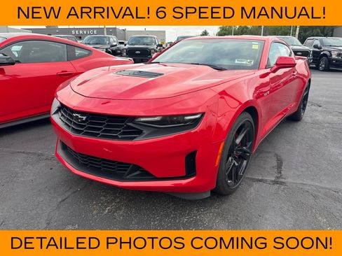 Used 2022 Chevrolet Camaro LT w/ Technology Package RWD image 1