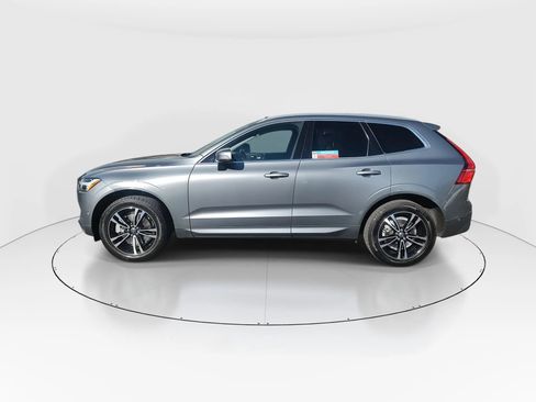 Used 2019 Volvo XC60 T6 Momentum w/ Multimedia Package image 5