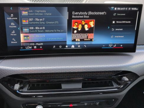 Used 2025 BMW 330i 330i w/ Convenience Package image 23