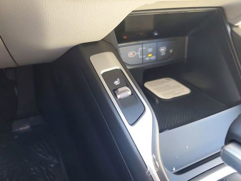 New 2026 Kia Sorento EX FWD image 25