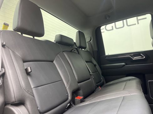 Used 2024 Chevrolet Silverado 2500 LTZ w/ LTZ Convenience Package image 17