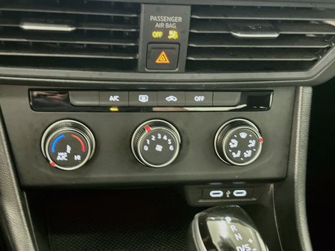 Used 2024 Volkswagen Jetta S FWD image 23