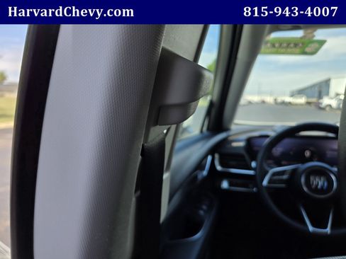 Certified 2025 Buick Envision Preferred AWD/4WD image 30