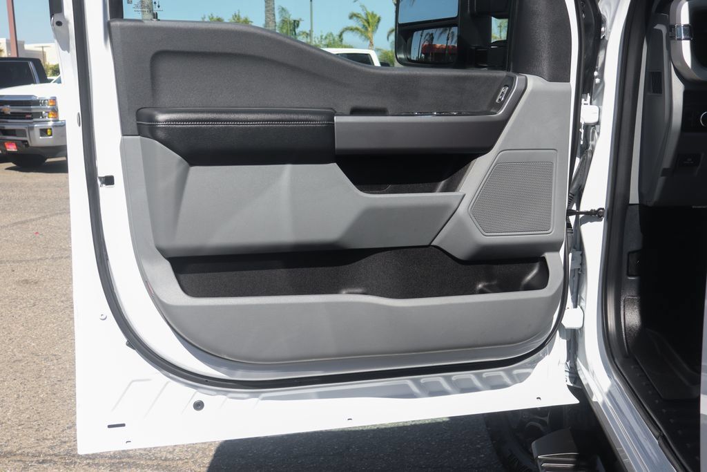 Used 2024 Ford F250 XL w/ STX Appearance Package AWD/4WD image 18