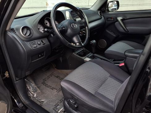 Used 2004 Toyota RAV4 2WD image 14
