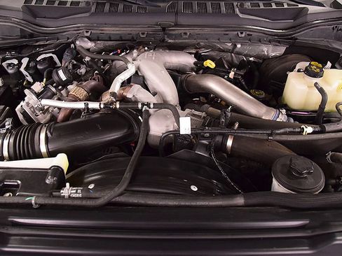 Used 2022 Ford F250 Platinum AWD/4WD image 34