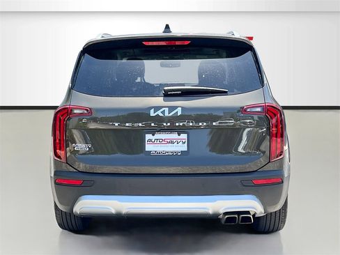 Used 2022 Kia Telluride SX w/ SX Prestige Package image 6