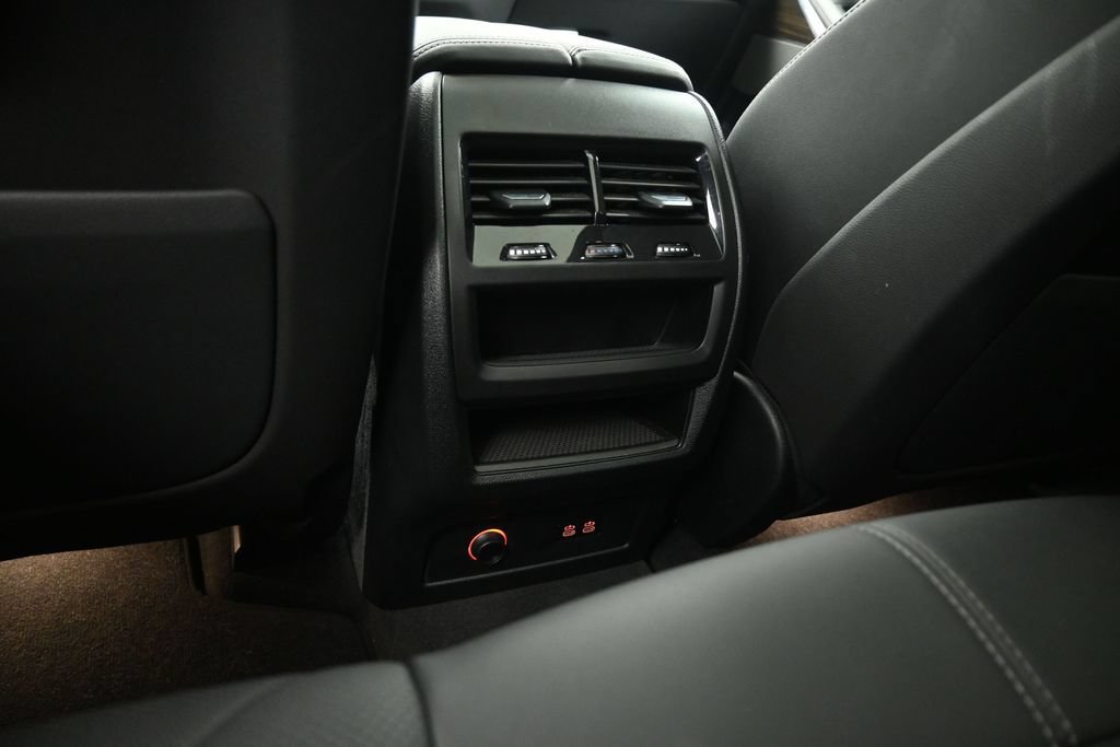 Used 2024 BMW X5 sDrive40i w/ Premium Package RWD image 20