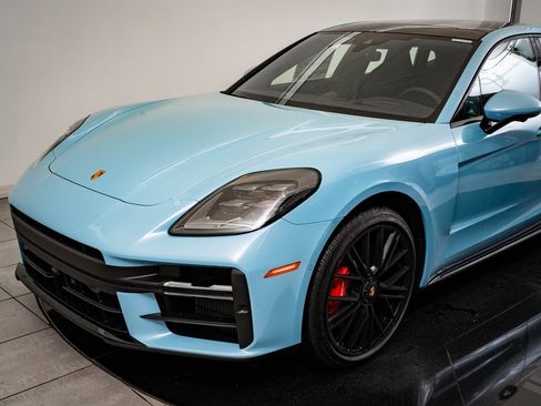 New 2026 Porsche Panamera GTS image 13
