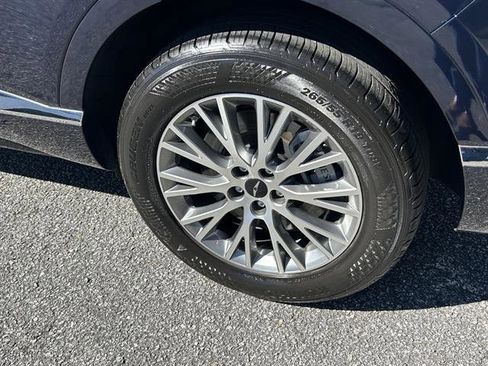 Used 2025 Genesis GV80 2.5T Standard image 31