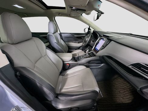 Used 2020 Subaru Outback Limited w/ Popular Package #2 AWD/4WD image 33