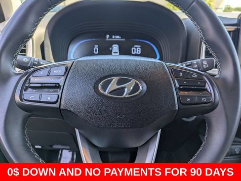 Used 2025 Hyundai Venue SEL FWD image 21