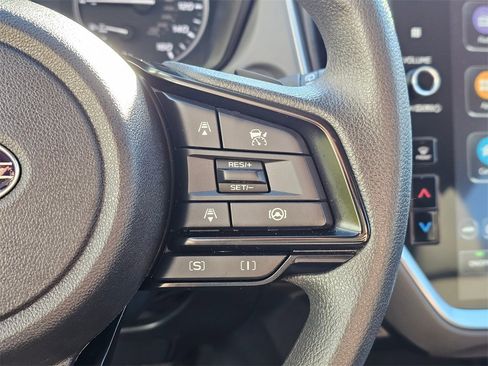 Used 2025 Subaru Crosstrek 2.0i Premium w/ Convenience Package #2 image 25