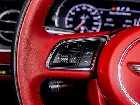 Used 2023 Bentley Continental GT V8 image 36