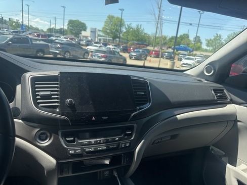Certified 2022 Honda Pilot EX-L image 6