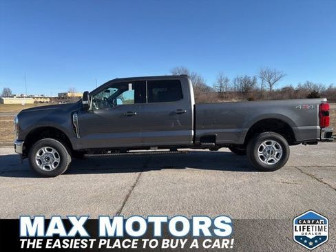 New 2026 Ford F250 XLT w/ XLT Premium Package AWD/4WD image 13