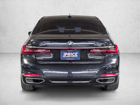 Used 2022 BMW 740i xDrive w/ Premium Package AWD/4WD image 7