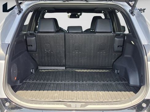 Used 2025 Toyota RAV4 XSE w/ Advanced Technology Package AWD/4WD image 20