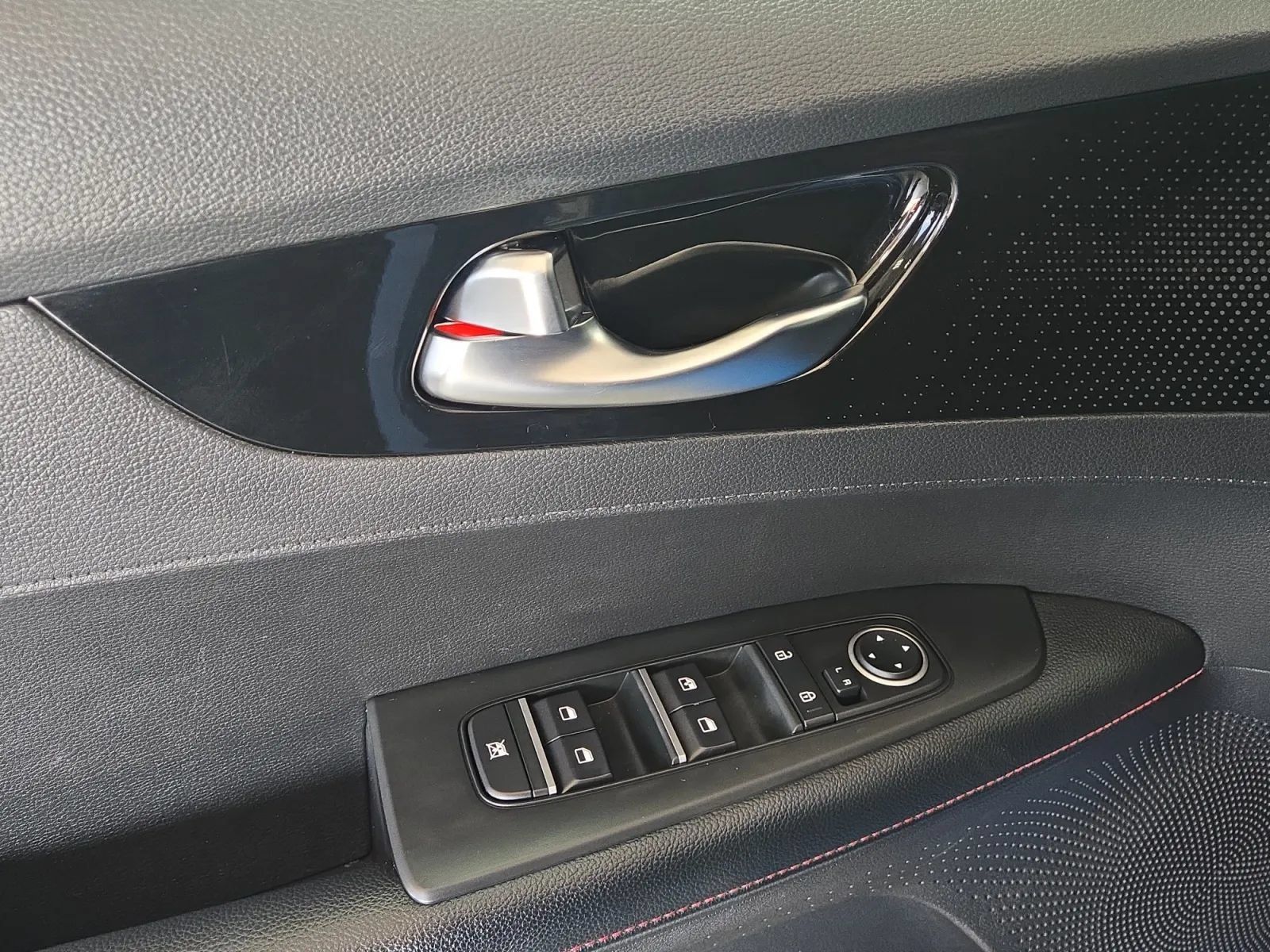 Used 2022 Kia Forte GT w/ GT2 Package FWD image 14