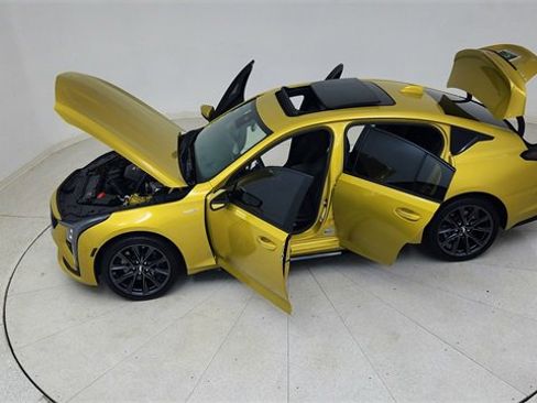 Used 2025 Cadillac CT5 V w/ Technology Package image 84