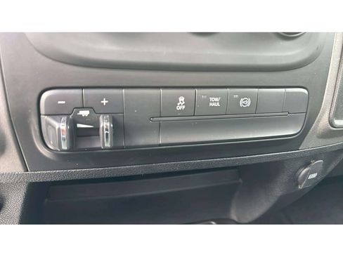 Used 2018 RAM 2500 Tradesman w/ Popular Equipment Group AWD/4WD image 18
