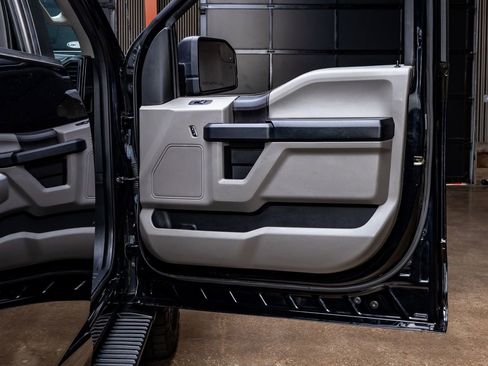 Used 2018 Ford F150 XL w/ Equipment Group 101A Mid image 34