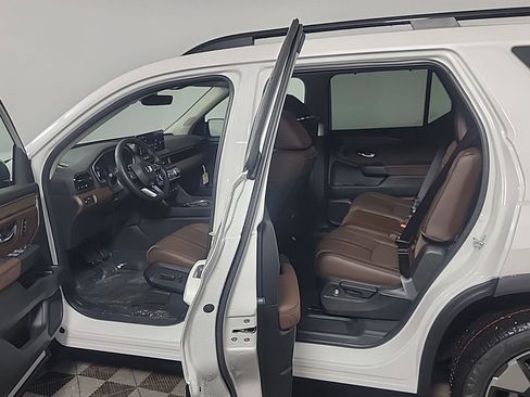 New 2026 Honda Pilot Elite image 11