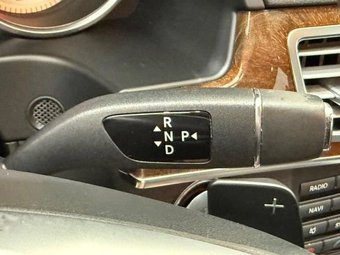 Used 2014 Mercedes-Benz E 350 4MATIC Sedan image 17