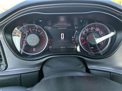 Used 2023 Dodge Challenger R/T image 29