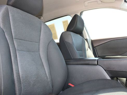 Used 2022 Nissan Rogue SV FWD image 18